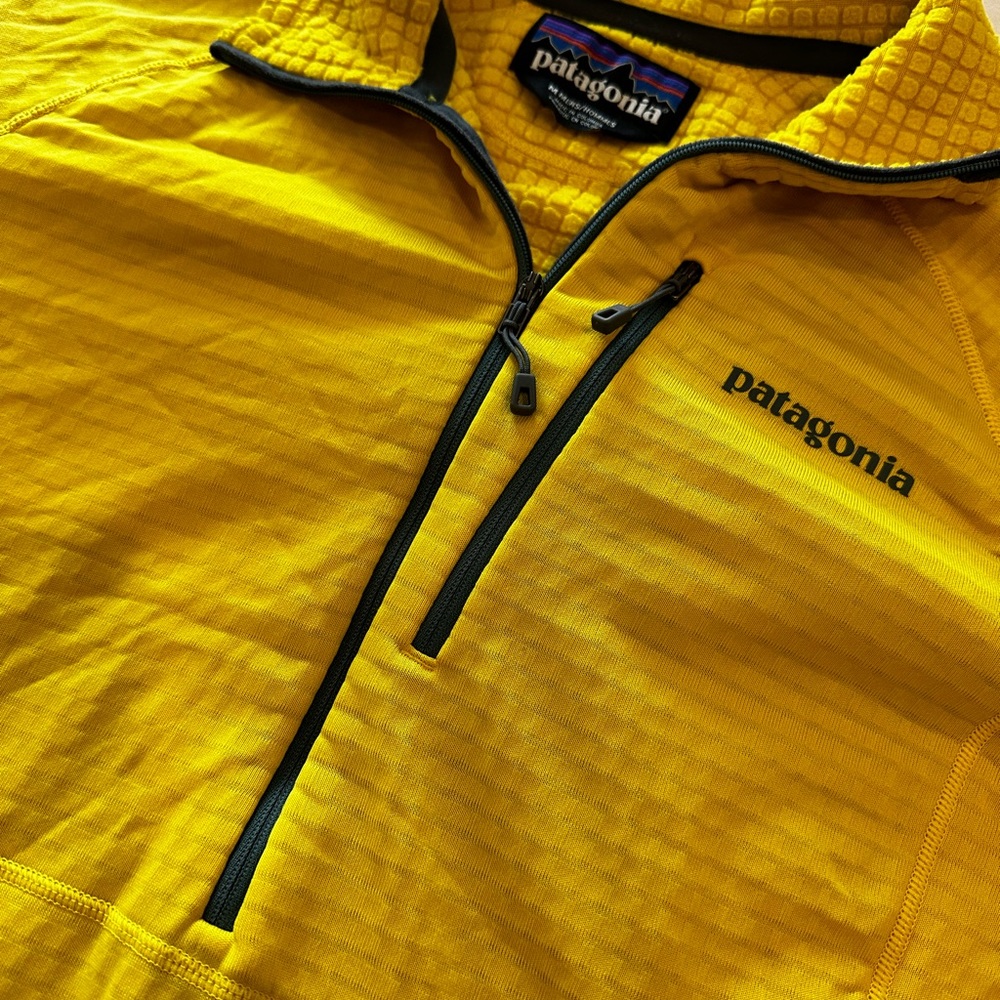 Patagonia R1 pullover